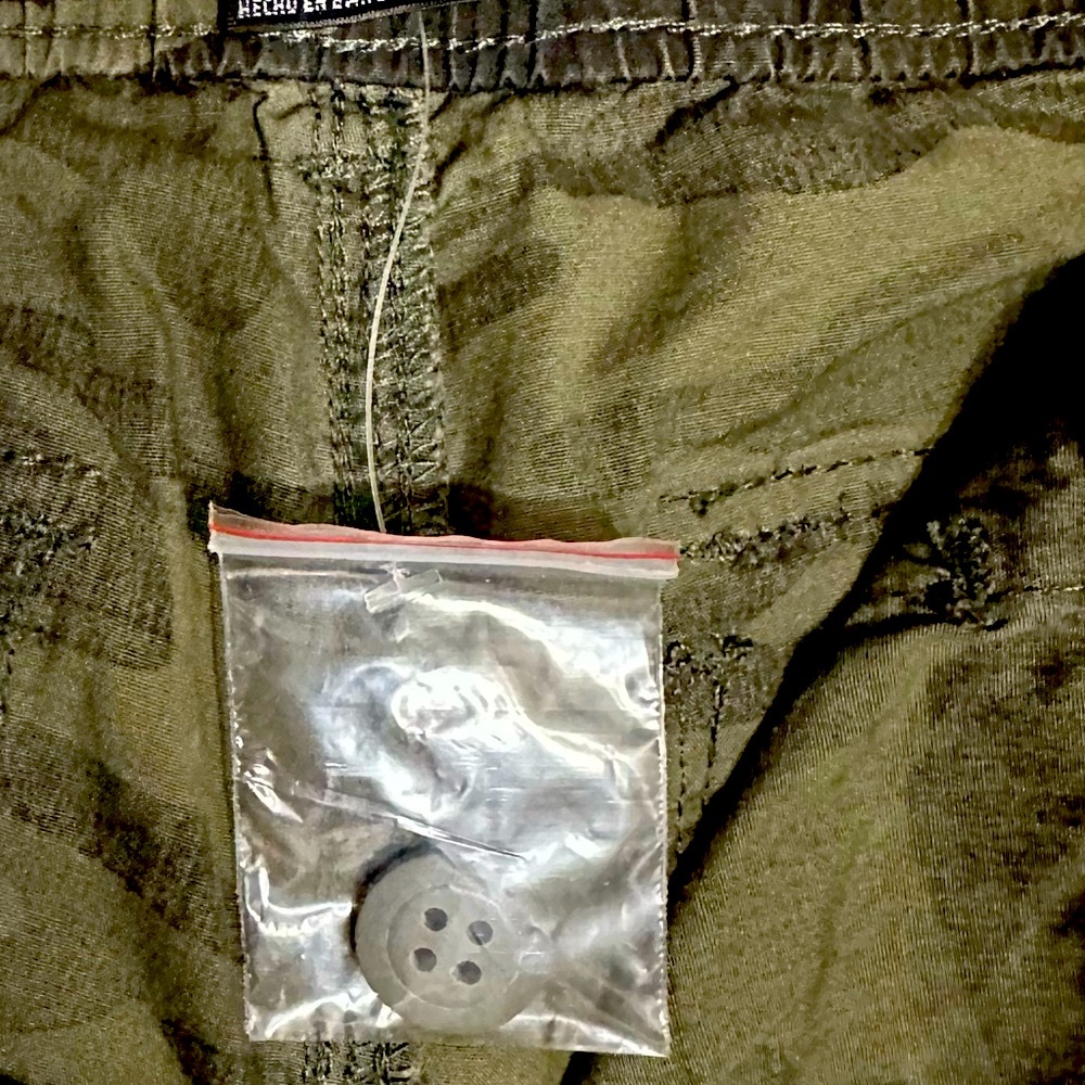 Cargo Pant Collection (2) - Picture 9 of 10